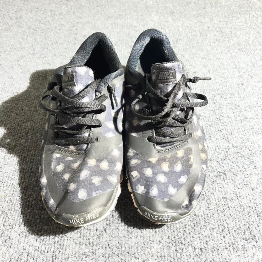 Nike Free 5.0 Womens 8 Running Shoes Black Grey Leopard Print 695168-003